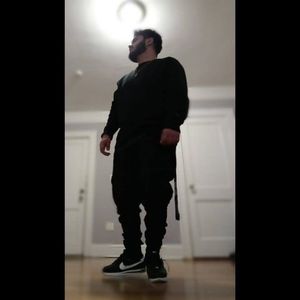 Meet your Posher, Armando